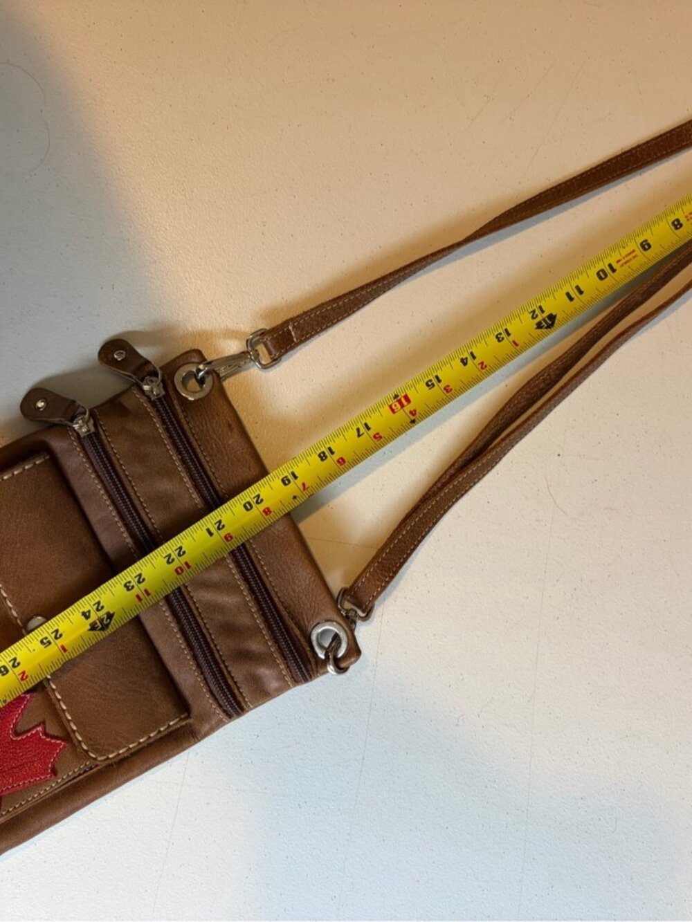 Roots Canada Maple Leaf Urban Pouch Tribe Crossbody Bag Purse Brown Leather - Picture 7 of 11